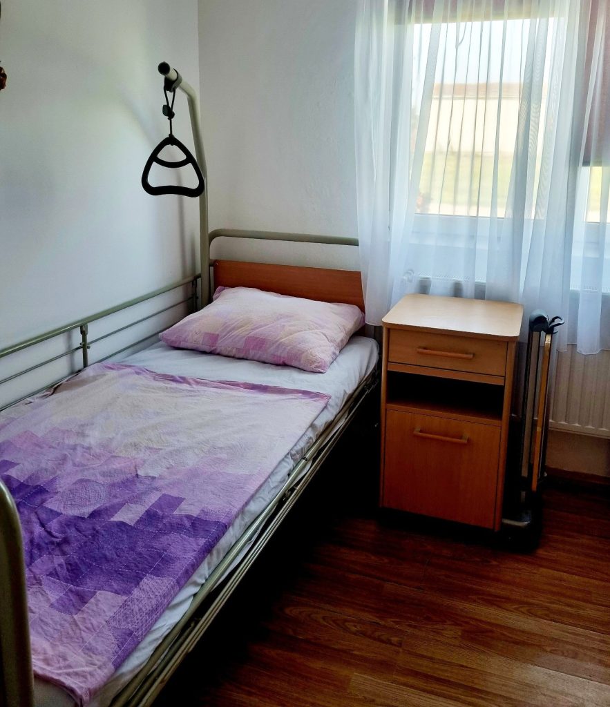 obiteljski dom za starije i nemoćne osobe Klisa, Osijek, Vukovar, Vinkovci, Dom za starije Klisa, Dom za starije Osijek